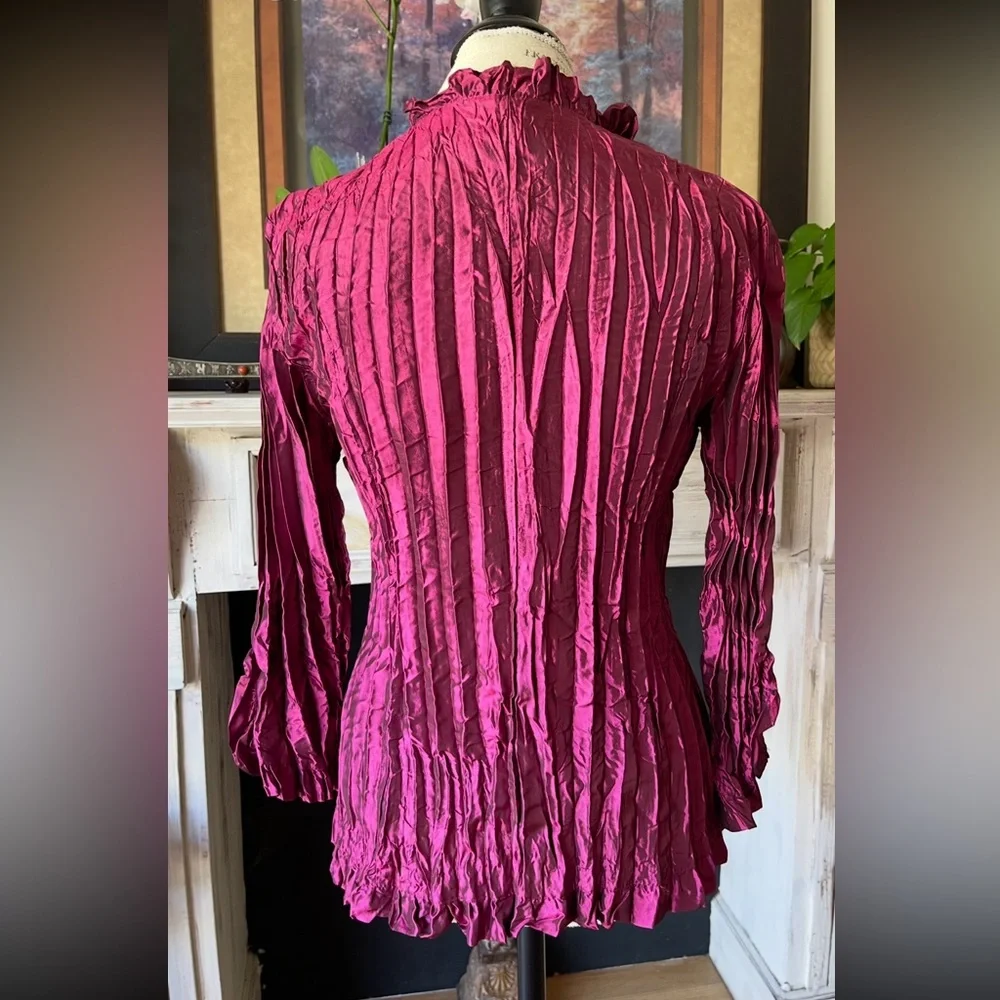 PIANO Maroon Iridescent Crinkle Blouse w/ Crystal Buttons Shawl Collar E… - Picture 8 of 12